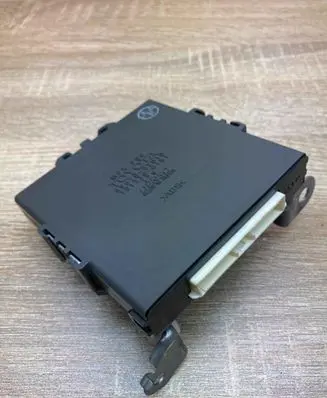 Toyota Prius (XW20) Other control units/modules 8967047010