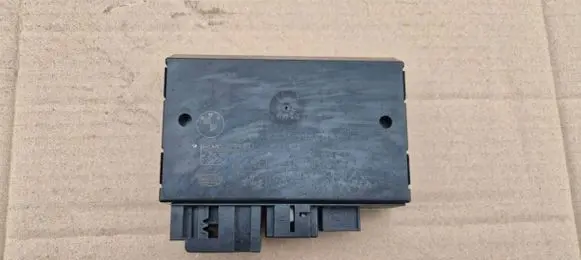 BMW 3 F30 F35 F31 Tow bar trailer control unit/module 6884356PMI
