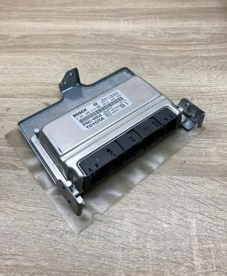 Toyota Corolla E120 E130 Engine control unit/module ECU 8966102B10 0261208518