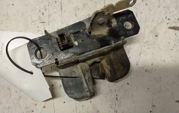 Volkswagen Transporter - Caravelle T5 Loading door lock