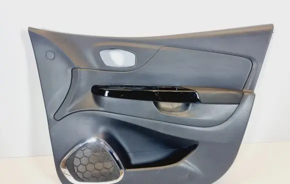 Renault Captur Front door card panel trim 809004245R