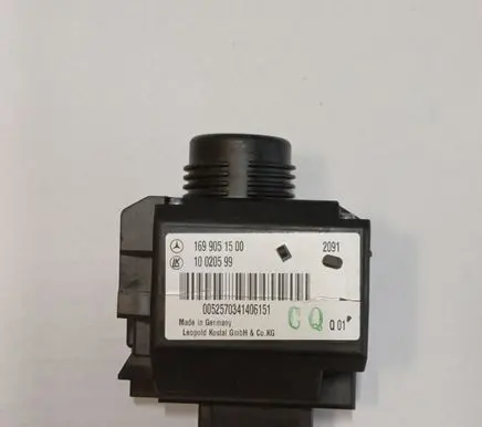 Mercedes-Benz B W245 Ignition lock 1699051500 10020599