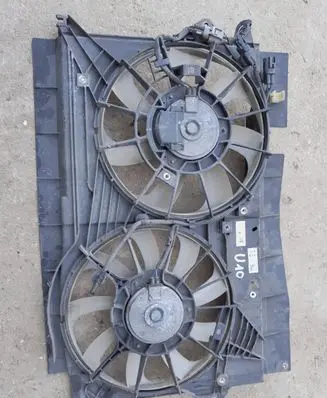 Toyota Avensis Verso Radiator cooling fan shroud MF422750-3773