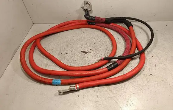 Positive cable (battery)