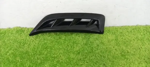 Audi RS4 B9 Fender mounting bracket 8W9853174A