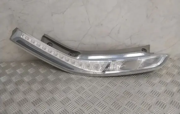 Nissan Leaf I (ZE0) Rear/tail lights 265553NL0A