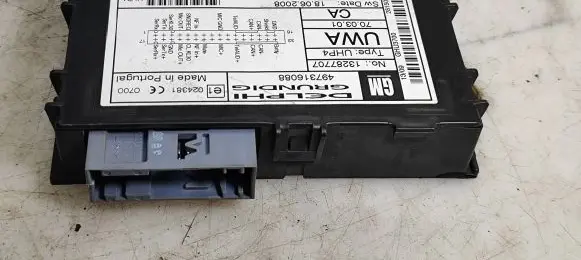 Opel Astra H Bluetooth control unit module 13287707 497316088 MHHP4900356