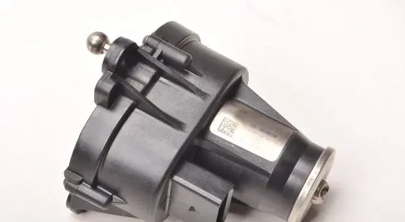 Volvo XC90 Intake manifold valve actuator/motor 0280751054