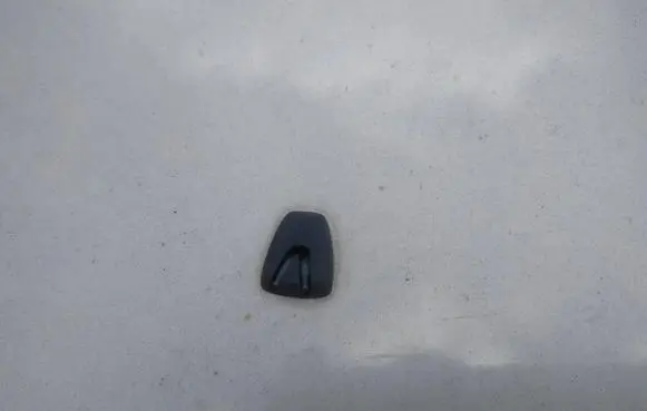 Volvo S80 Windshield washer spray nozzle 