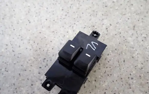 KIA Picanto Sun visor clip/hook/bracket