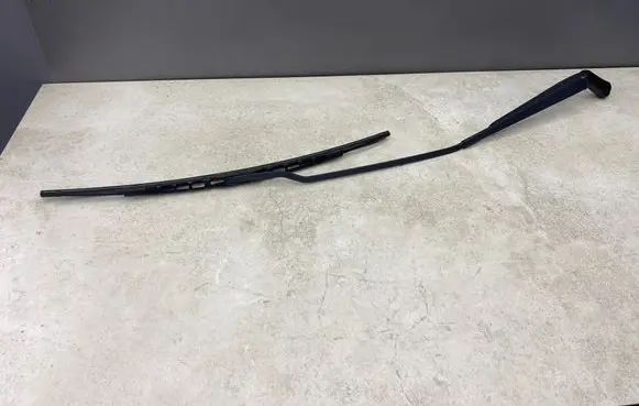 Audi A3 S3 8L Front wiper blade arm 1J1955410A