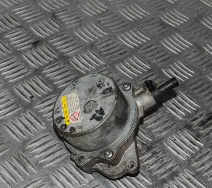 KIA Ceed Vacuum pump 288102A101