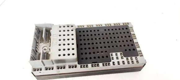 Volvo S60 Fuse box set 8645729 8688153