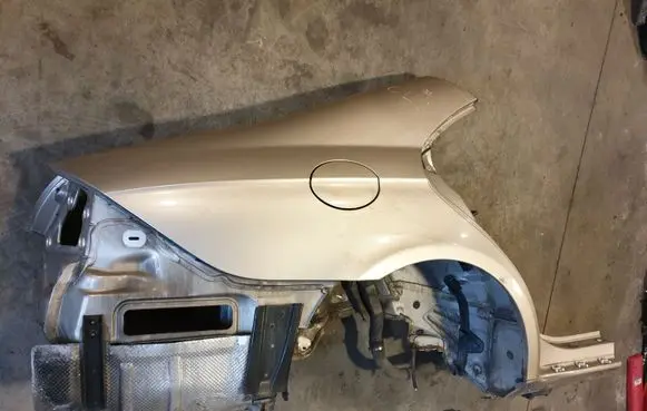 Mercedes-Benz CLS C219 Rear quarter panel 