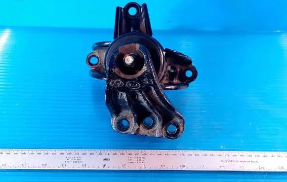 KIA Ceed Engine mount bracket 21810A5500