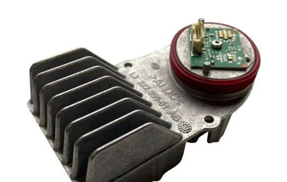 Mercedes-Benz GLA W156 X156 LED ballast control module L322209001AB
