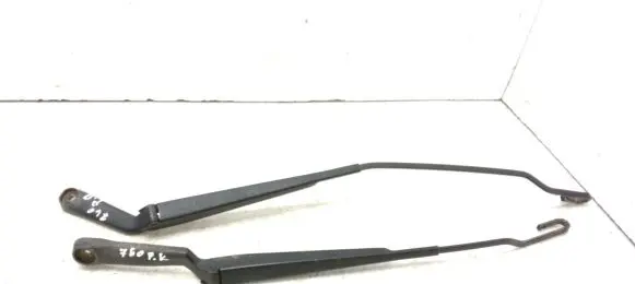 Seat Toledo II (1M) Front wiper blade arm 1M1955409B 1M1955410C