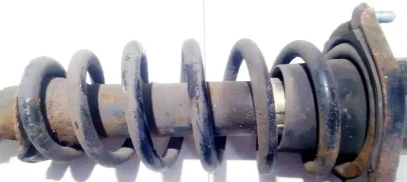 Toyota Avensis T250 Rear coil spring