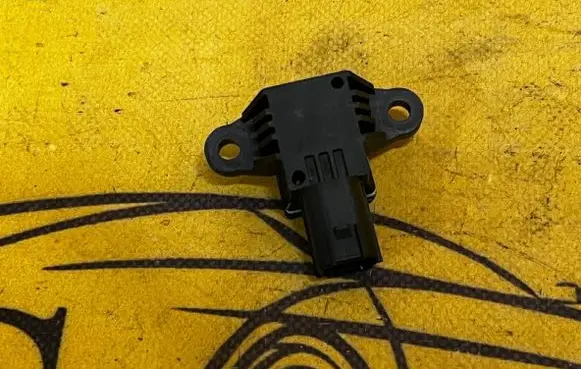 Land Rover Evoque II Airbag deployment crash/impact sensor CK5214C676AA