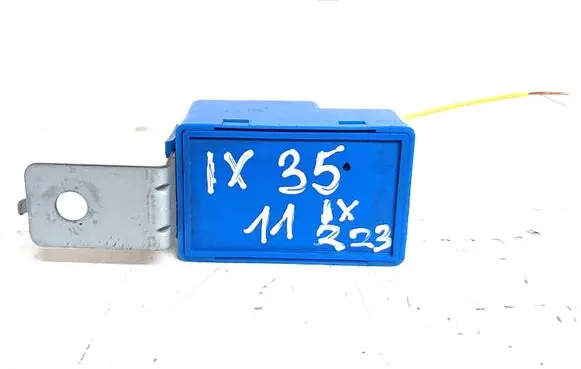 Hyundai ix35 Horn signal 957103K000