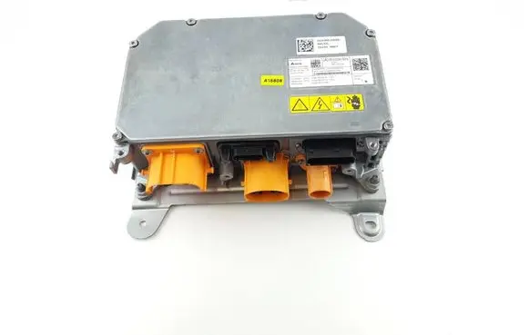 Voltage converter inverter