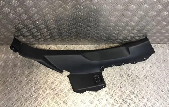 Audi SQ7 (A) pillar trim 4M0867768G4PK