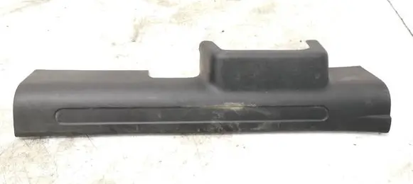 Front sill trim cover
