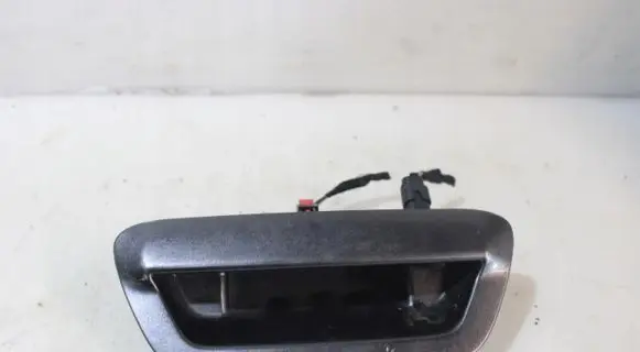 Rear door exterior handle/bracket