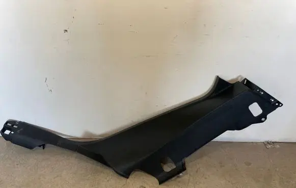 Porsche Macan (95B) Rear sill trim cover 95B867768F