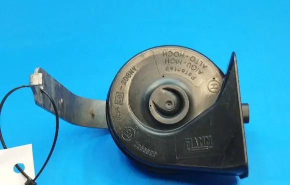 BMW 7 E65 E66 Horn signal 0055306