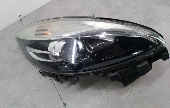 Renault Scenic III - Grand scenic III Headlight/headlamp 260106928R