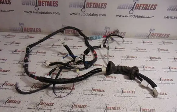 Lexus IS 220D-250-350 Front door wiring loom 8215253210D