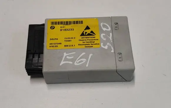 BMW 5 E60 E61 Center console control module 9183233 744981 28137346