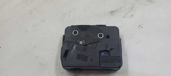 BMW 3 E46 Tailgate window lock/catch/latch 8218849 5124