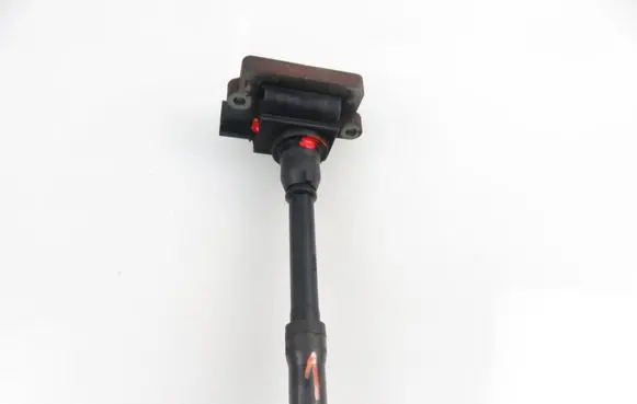 Mitsubishi Carisma High voltage ignition coil FK0138