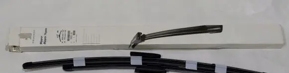 Peugeot Bipper Windshield/front glass wiper blade 6423A8