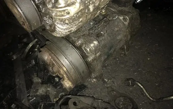 Renault Laguna I Air conditioning (A/C) compressor (pump)
