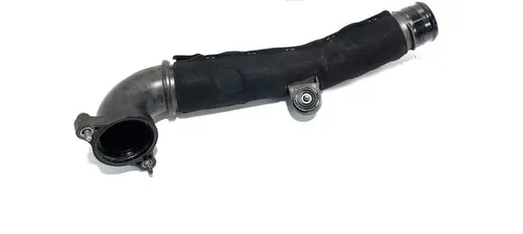 Intercooler hose/pipe