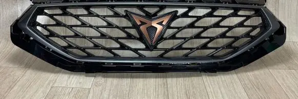 Cupra Leon Front bumper upper radiator grill 5FA853651C