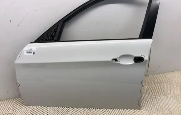 BMW 3 E90 E91 Front door 