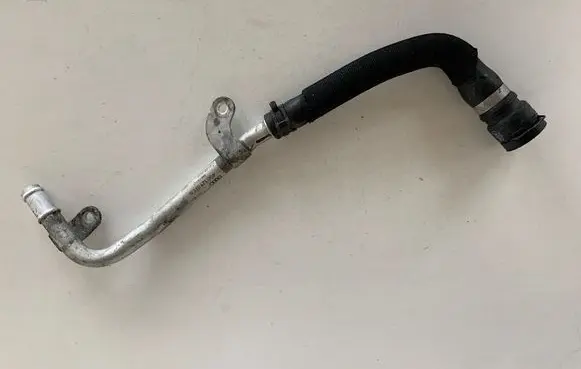 Audi A7 S7 4G Engine coolant pipe/hose 4G0121071N