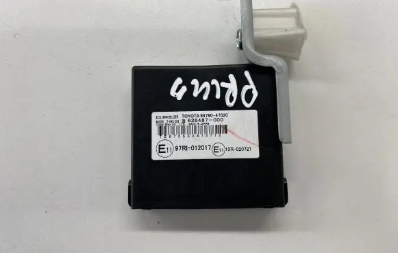 Toyota Prius (XW20) Immobilizer control unit/module 8978047020 97RI012017 626487000