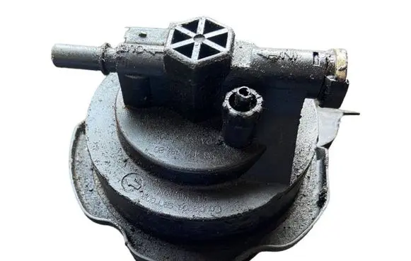 Volvo V50 Fuel filter housing 9645928180
