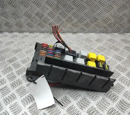 Volkswagen Crafter Fuse module 9065450101 5B11F0117