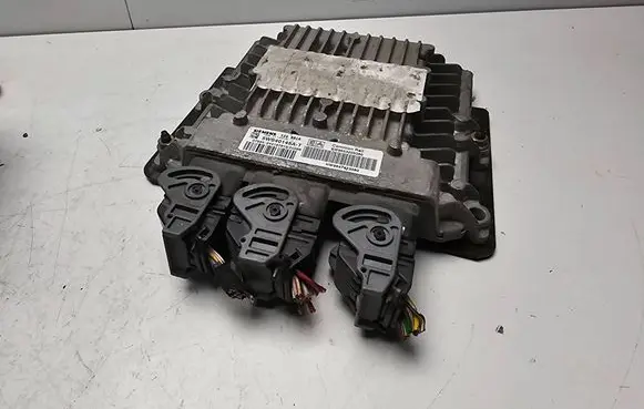 Peugeot 307 Engine control unit/module 9653205380 5WS40145AT 9647423380
