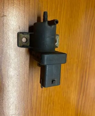 Opel Insignia A Turbo solenoid valve 158055566051