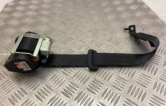 Volvo XC90 Third row seat belt 39825733