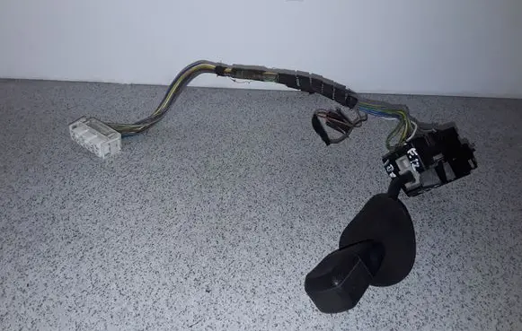 BMW 3 E36 Indicator stalk 1393282
