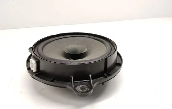 Opel Vivaro Front door speaker 3SG0A 677449