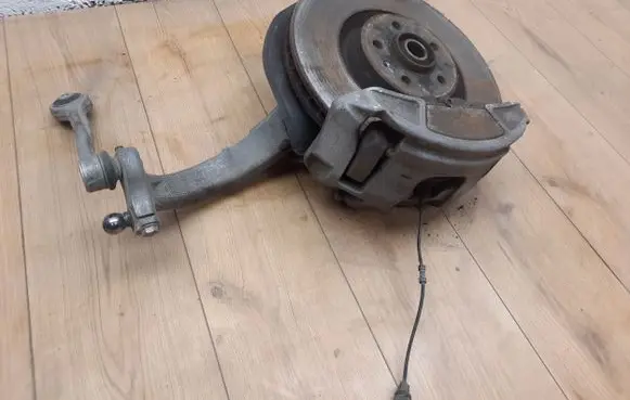 Audi A8 S8 D4 4H Front wheel hub spindle knuckle 4H0407242J